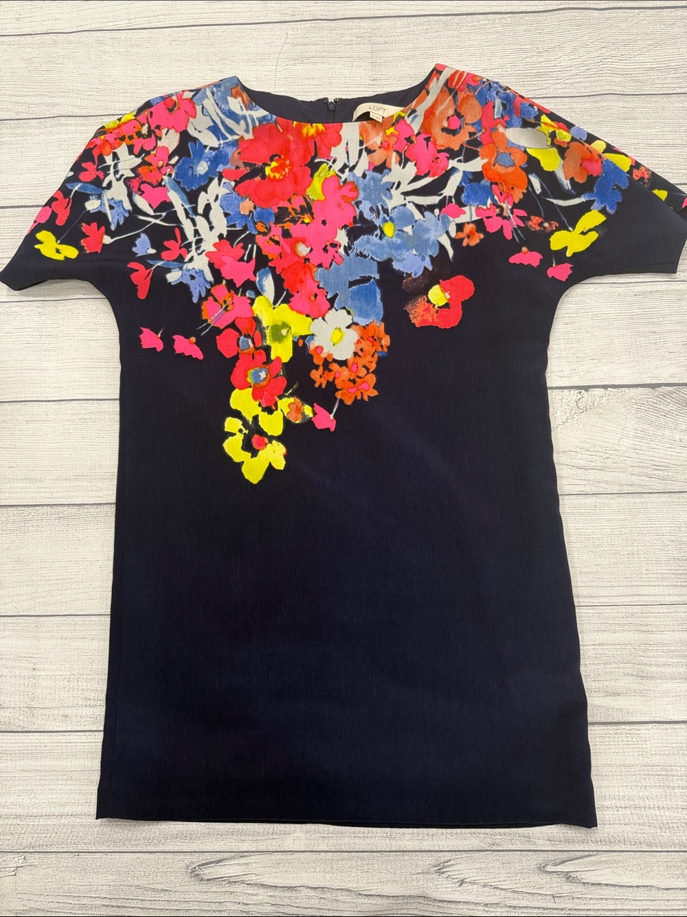LOFT Petite Navy Floral Shift Dress SP Short Sleeve Bright Print Career Work